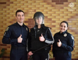 medium-338974373_1402035110564692_524007